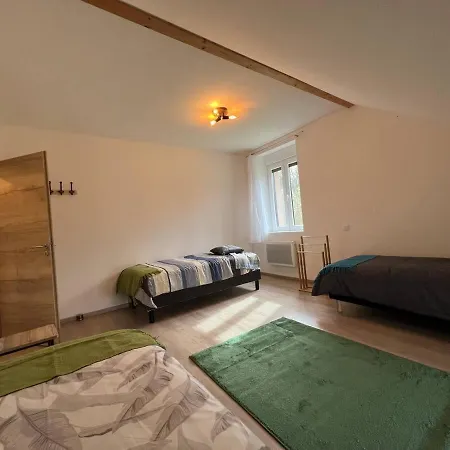 Loft Spacieux En Pleine Foret Bining Exterior photo