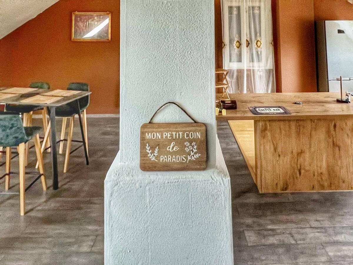 Apartment Loft Spacieux En Pleine Foret Bining